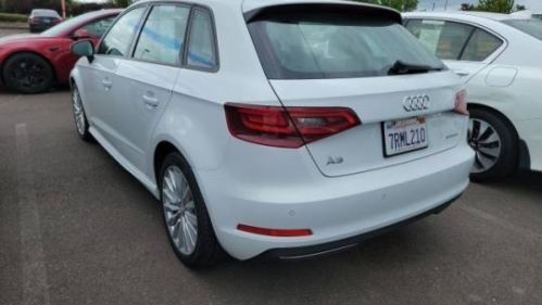 2016 Audi A3 Sportback e-tron - Images - 3
