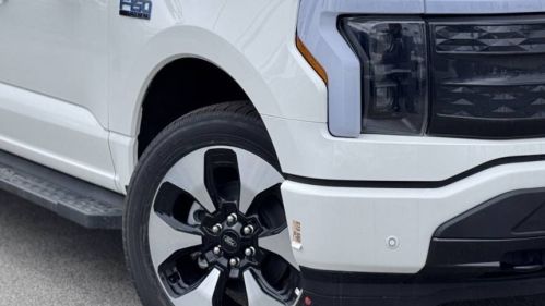2025 Ford F-150 Lightning - Images - 4