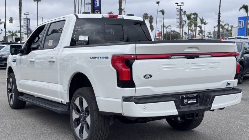 2025 Ford F-150 Lightning - Images - 10