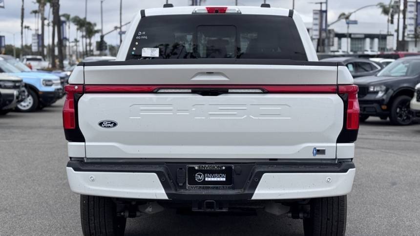 2025 Ford F-150 Lightning - Images - 11