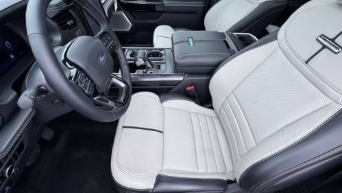2025 Ford F-150 Lightning - Images - 18
