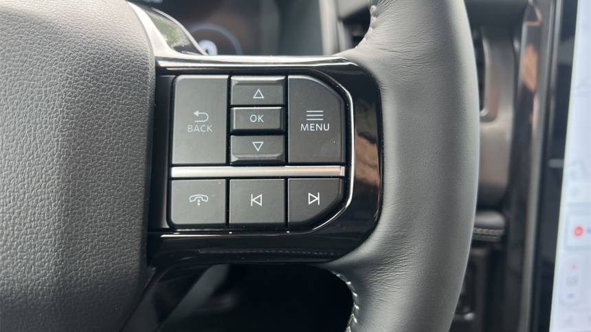 2025 Ford F-150 Lightning - Images - 14