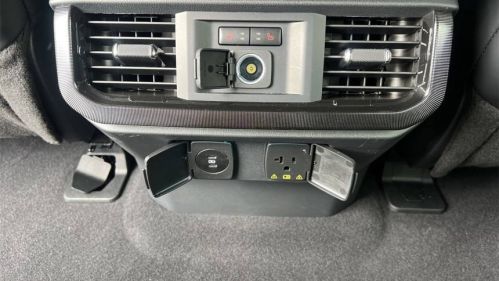 2025 Ford F-150 Lightning - Images - 31
