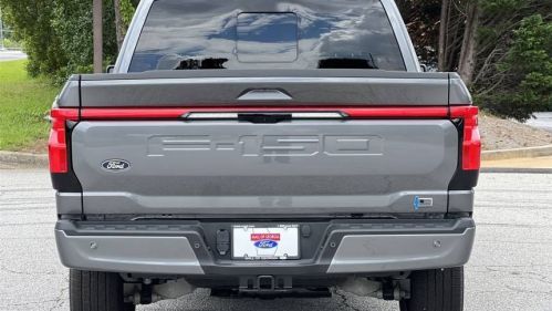 2025 Ford F-150 Lightning - Images - 38