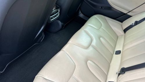 2016 Tesla Model S - Images - 12