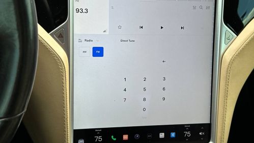 2016 Tesla Model S - Images - 19