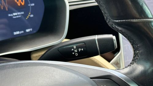2016 Tesla Model S - Images - 23