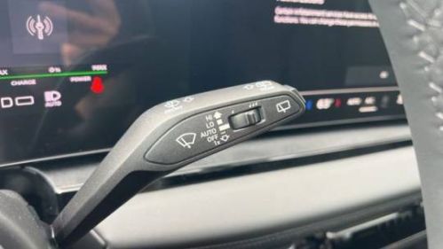 2025 Audi Q6 e-tron - Images - 9