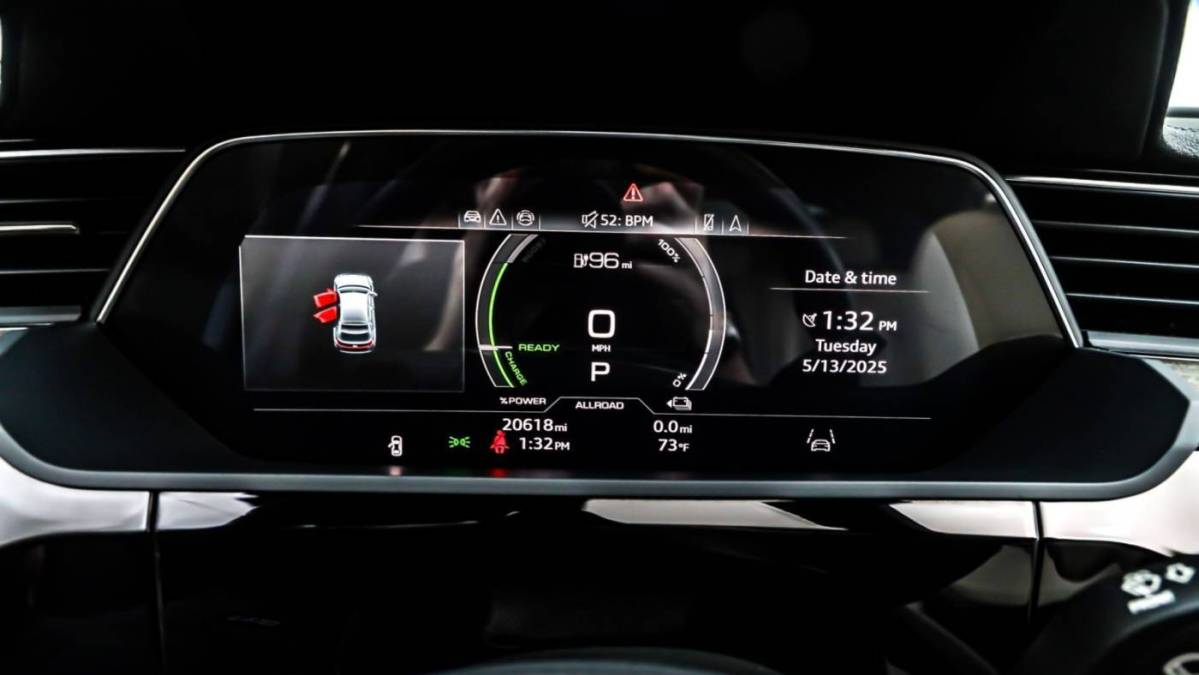 2024 Audi Q8 e-tron - Images - 19