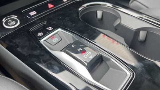 2025 Audi Q6 e-tron - Images - 20