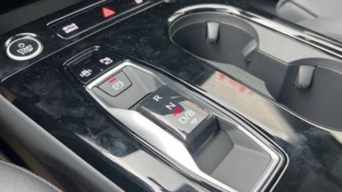 2025 Audi Q6 e-tron - Images - 20