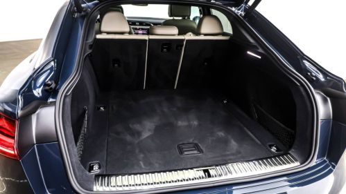 2024 Audi Q8 e-tron - Images - 22