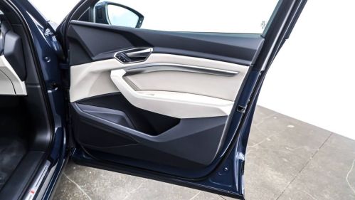 2024 Audi Q8 e-tron - Images - 23