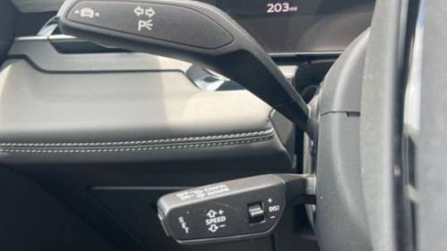 2025 Audi Q6 e-tron - Images - 8