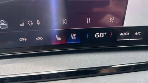 2025 Audi Q6 e-tron - Images - 16