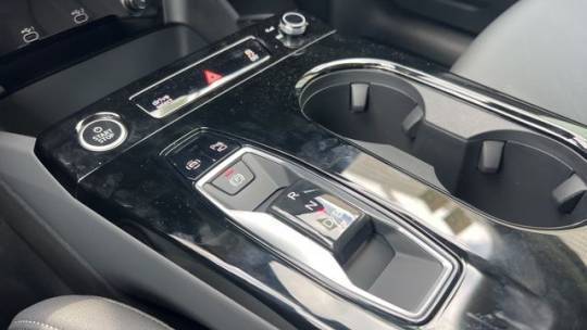 2025 Audi Q6 e-tron - Images - 18