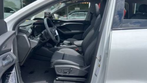 2025 Audi Q6 e-tron - Images - 23