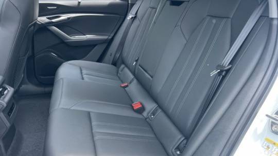 2025 Audi Q6 e-tron - Images - 26
