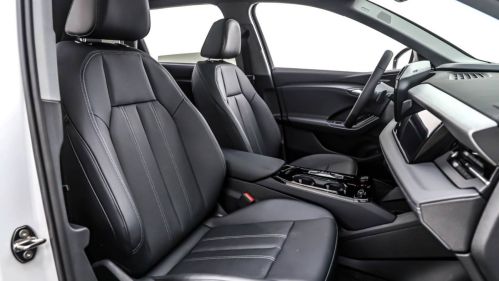 2025 Audi Q6 e-tron - Images - 7