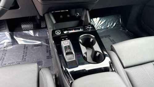 2025 Audi Q6 e-tron - Images - 18