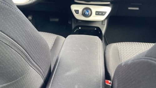 2019 Toyota Prius Prime - Images - 10