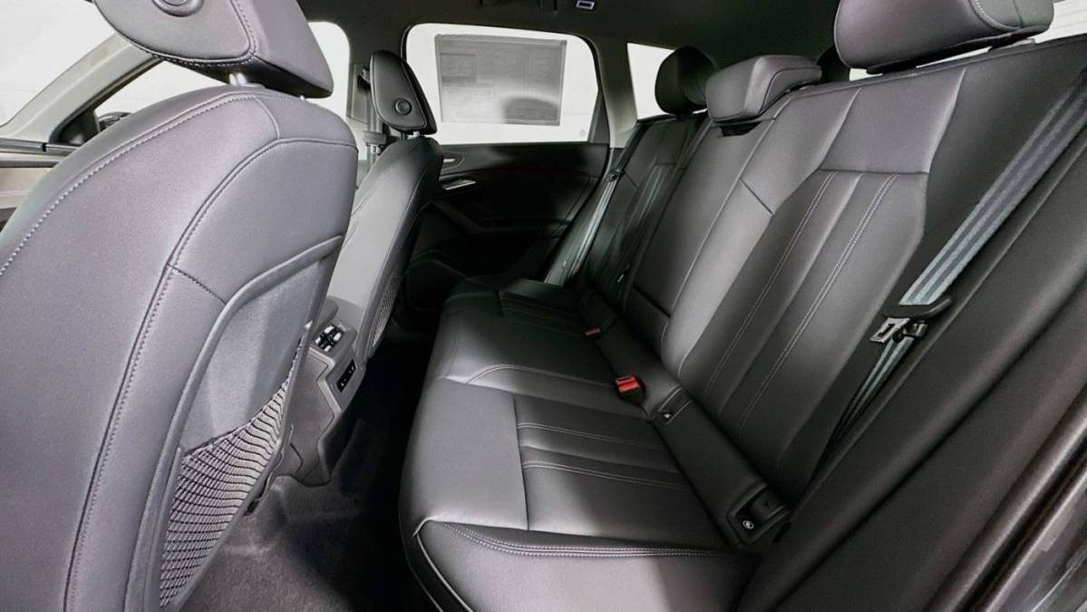2025 Audi Q6 e-tron - Images - 8