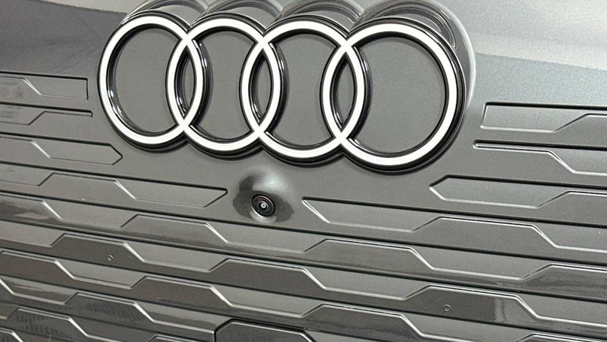 2025 Audi Q6 e-tron - Images - 13