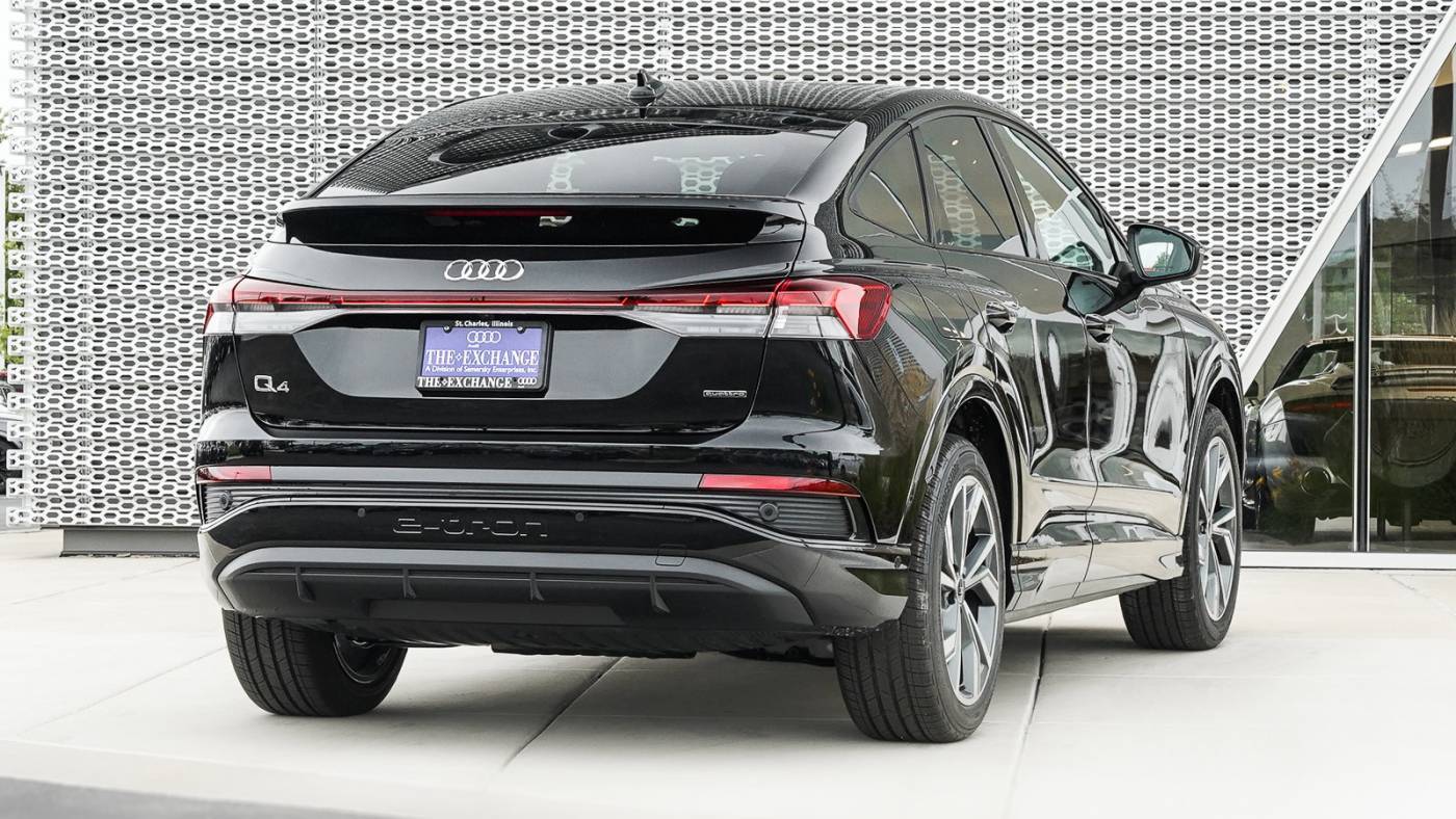 2024 Audi Q4 e-tron WA13UBFZ9RP077192