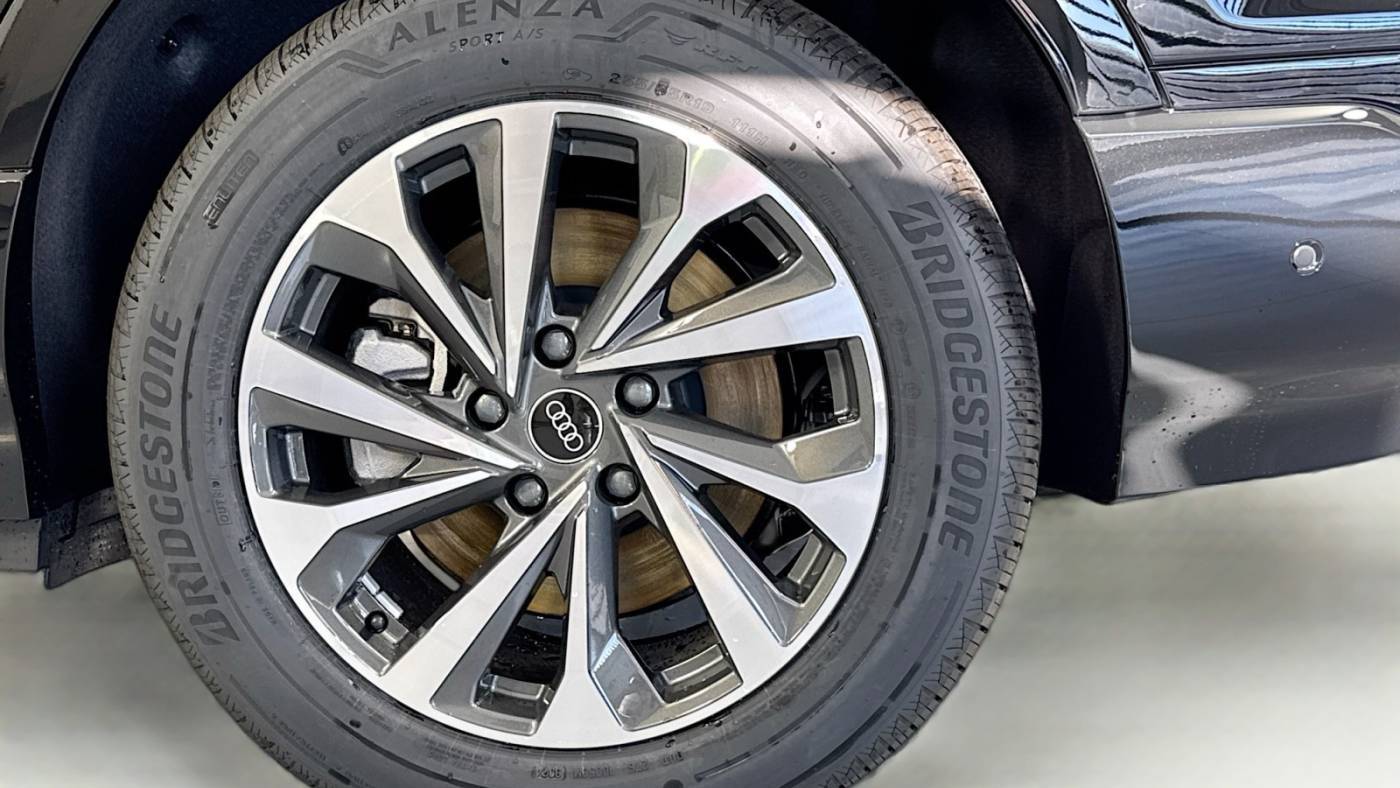 2025 Audi Q6 e-tron WA114BGF2SA042790