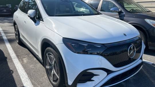 2024 Mercedes EQE SUV - Images - 2