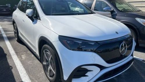 2024 Mercedes EQE SUV - Images - 2