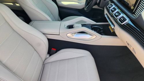 2025 Mercedes GLE - Images - 15