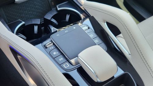 2025 Mercedes GLE - Images - 21
