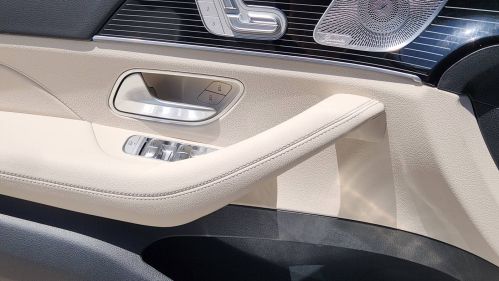 2025 Mercedes GLE - Images - 24