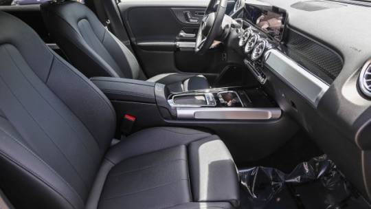 2024 Mercedes EQB - Images - 15