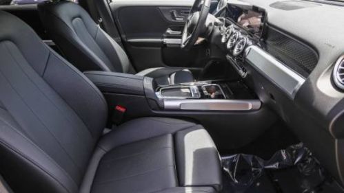 2024 Mercedes EQB - Images - 15