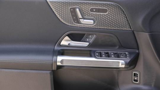 2024 Mercedes EQB - Images - 19