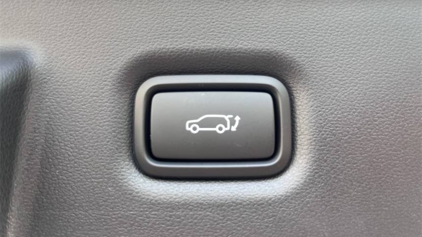 2025 Hyundai IONIQ 5 - Images - 17