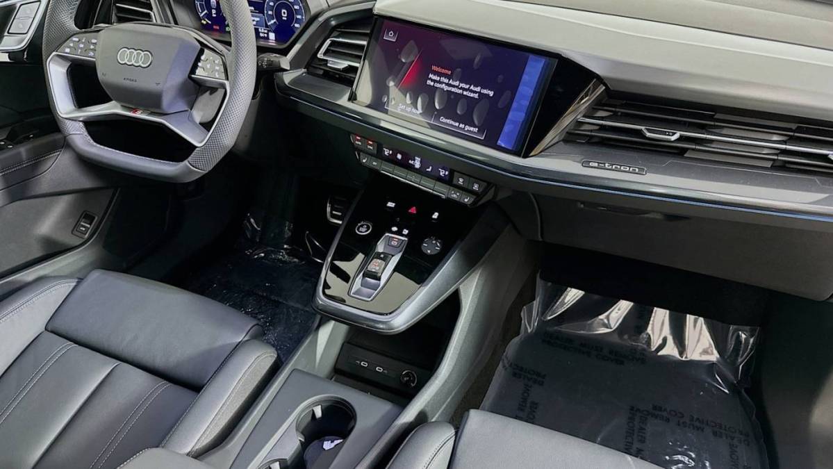 2025 Audi Q4 e-tron - Images - 5