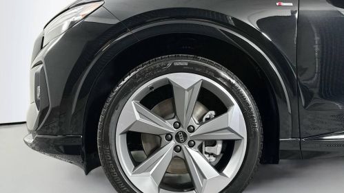 2025 Audi Q4 e-tron - Images - 10