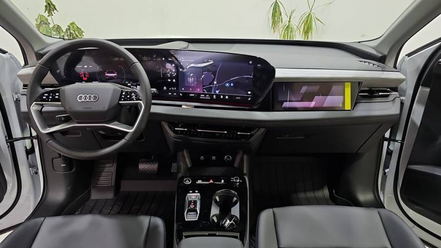 2025 Audi Q6 e-tron - Images - 9