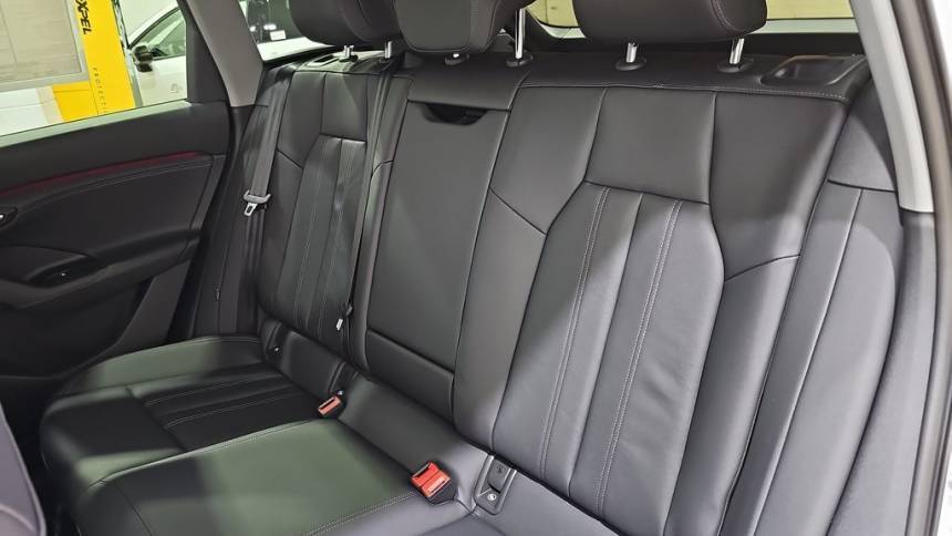 2025 Audi Q6 e-tron - Images - 14