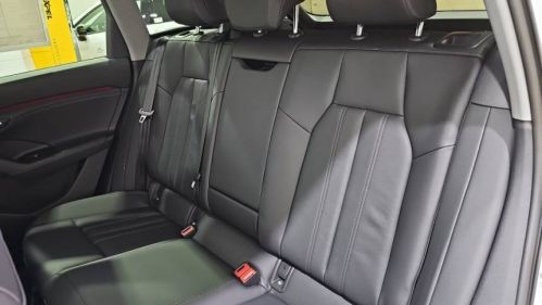2025 Audi Q6 e-tron - Images - 14