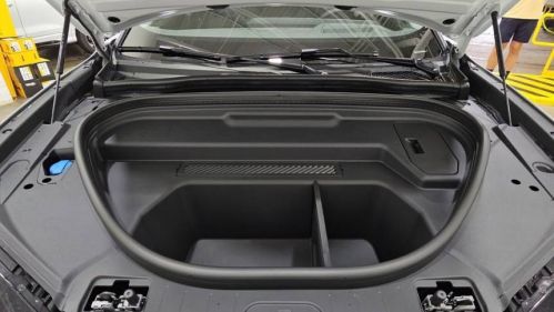 2025 Audi Q6 e-tron - Images - 31