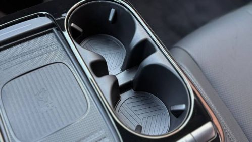 2025 Hyundai IONIQ 5 - Images - 19