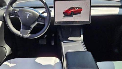 2022 Tesla Model Y - Images - 16