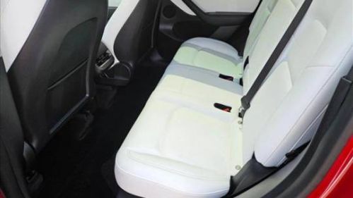 2022 Tesla Model Y - Images - 17