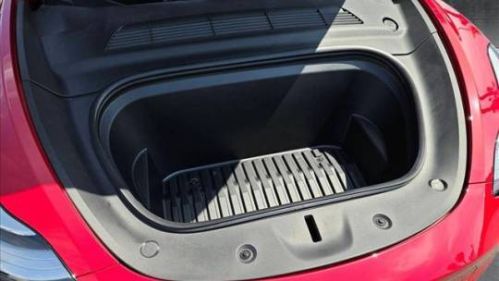 2022 Tesla Model Y - Images - 21