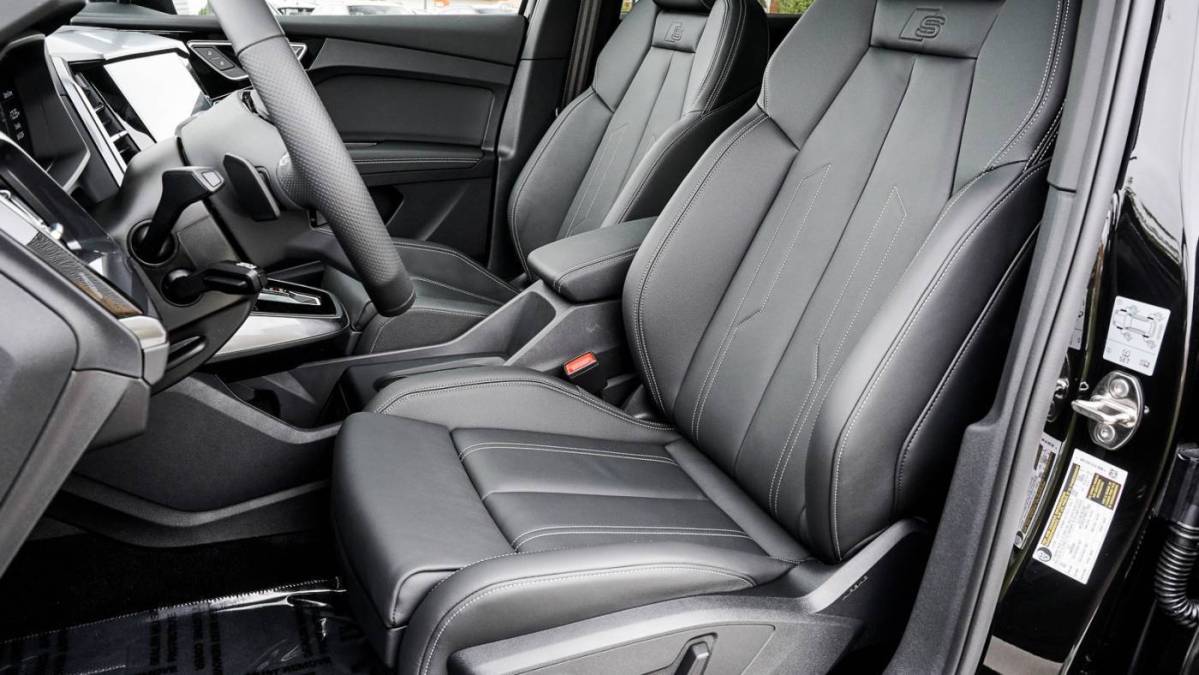 2024 Audi Q4 e-tron - Images - 9