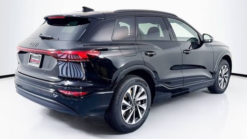 2025 Audi Q6 e-tron - Images - 5